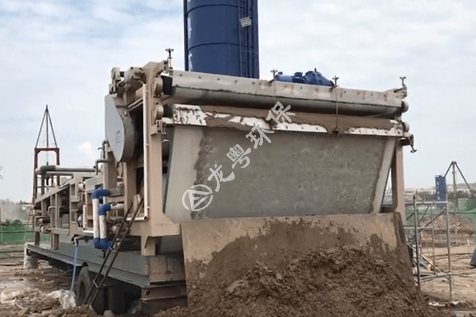 山東濟(jì)南打樁泥漿脫水處理案例